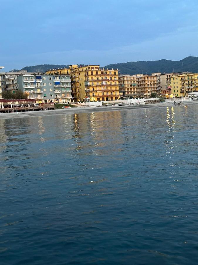 Cas' A Mare - Beachfront Luxury * Salerno