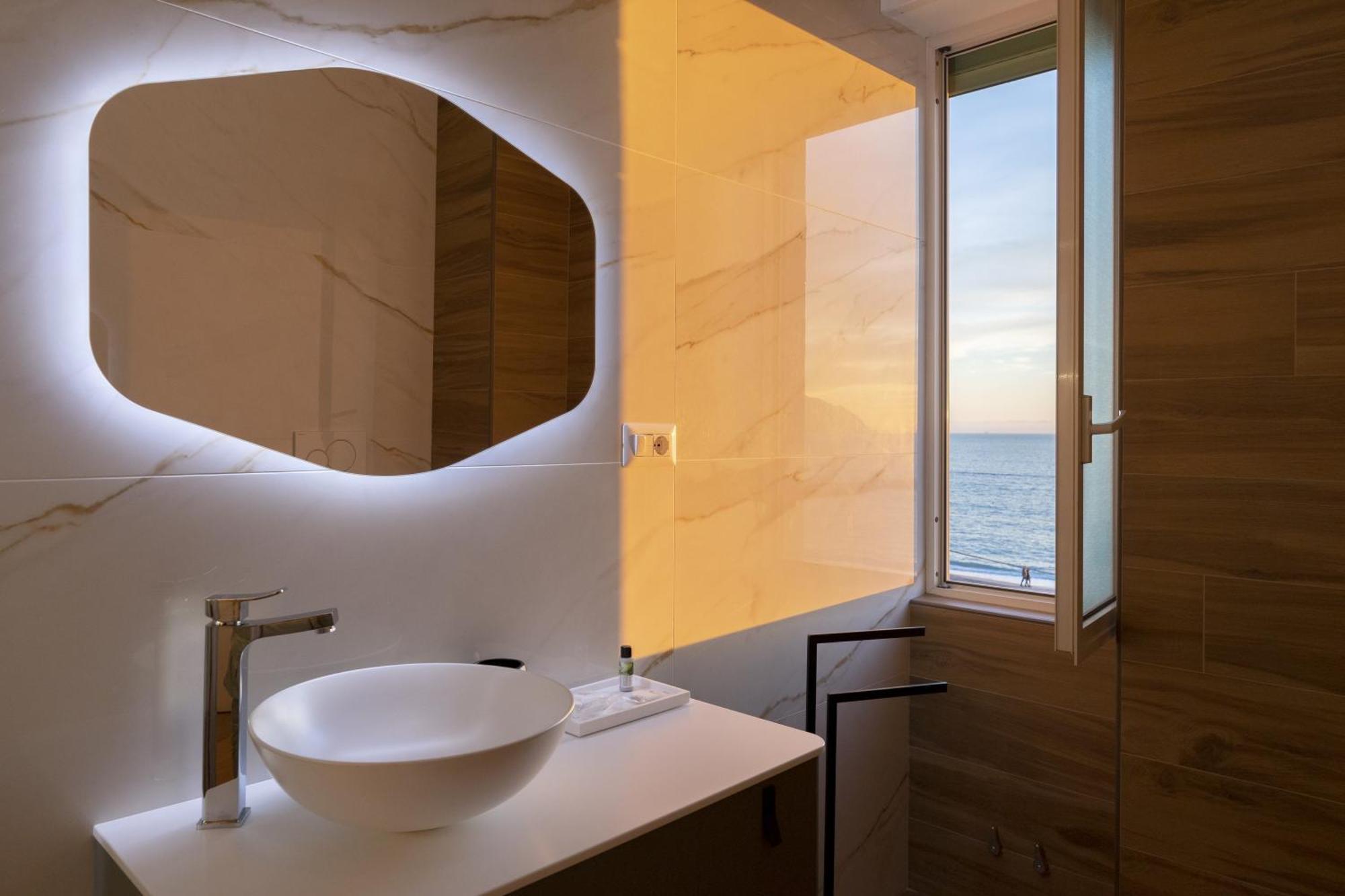 Cas' A Mare - Beachfront Luxury Frühstückspension Salerno